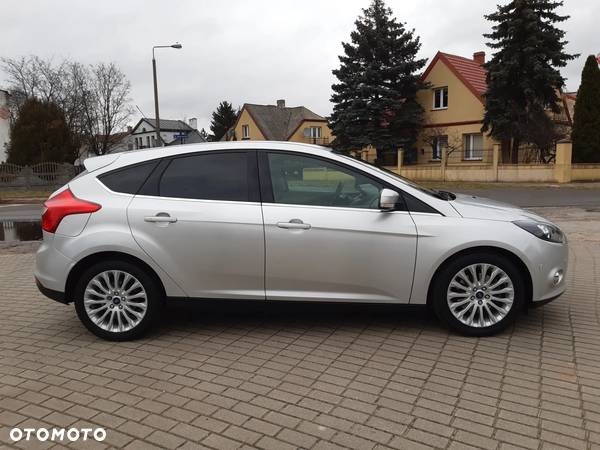 Ford Focus 1.6 EcoBoost Titanium - 4