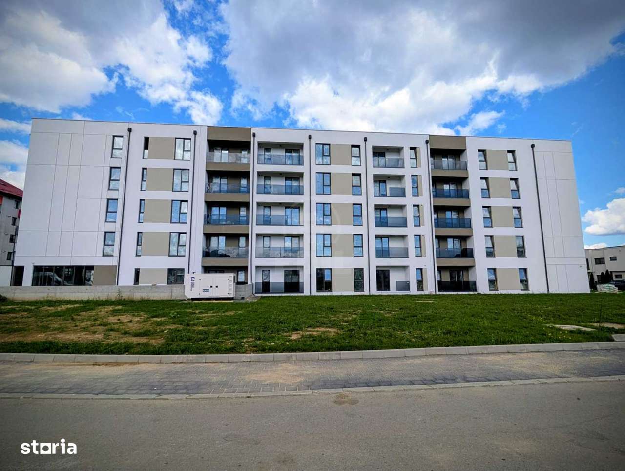 Apartament 2 Camere Decomandate Finisat Modern | Bloc cu Lift și Parc.-10