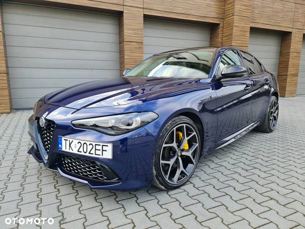 Alfa Romeo Giulia 2.0 Turbo 16V AT8-Q4 Veloce Ti - 10