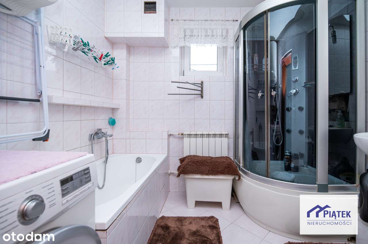 Dom jednorodzinny, trzy niezależne mieszkania!-9