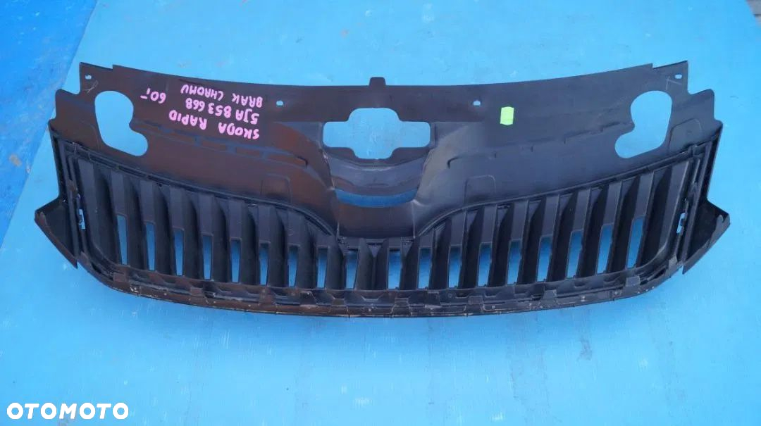 Grill Skoda Rapid 5JA853668 - 3