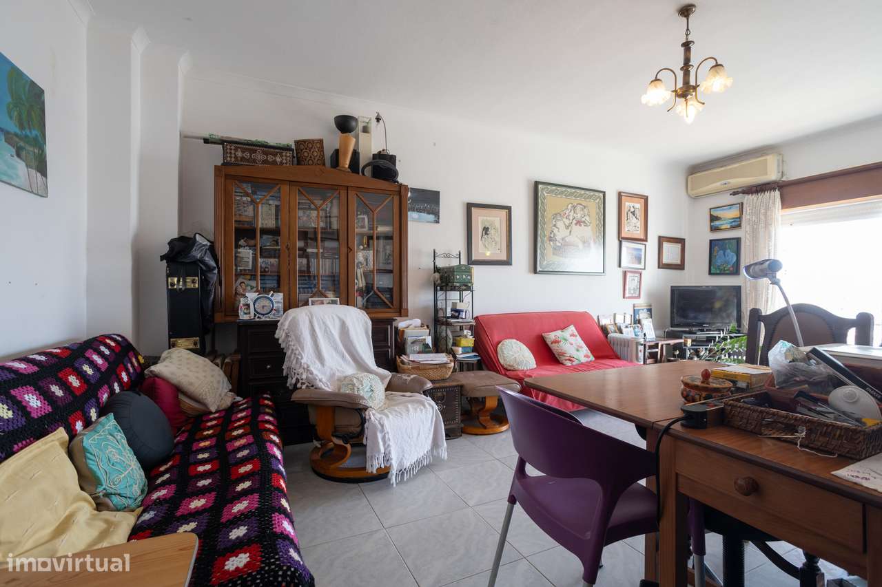 Apartamento T2 com Vista Mar e Conforto Familiar em Lagos!-17