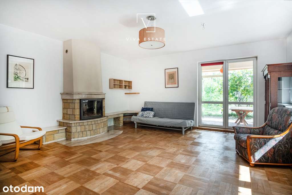 Rodzinny dom w otoczeniu zieleni-5