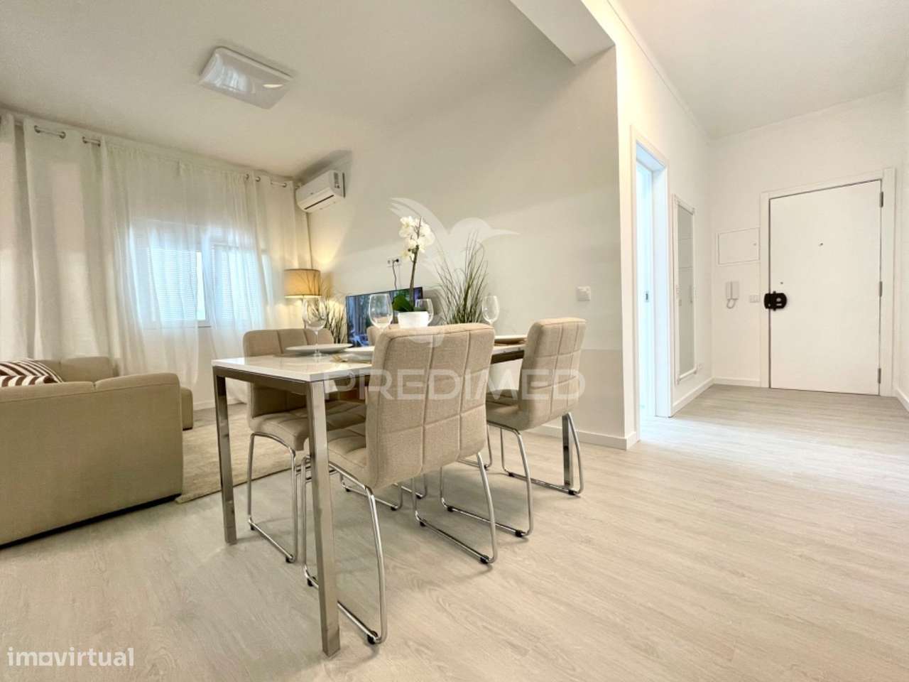 Apartamento T2 com duas casas de banho - Grande imagem: 4/13