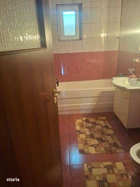 Vand casa Poarta Alba - Imagine principală: 5/8