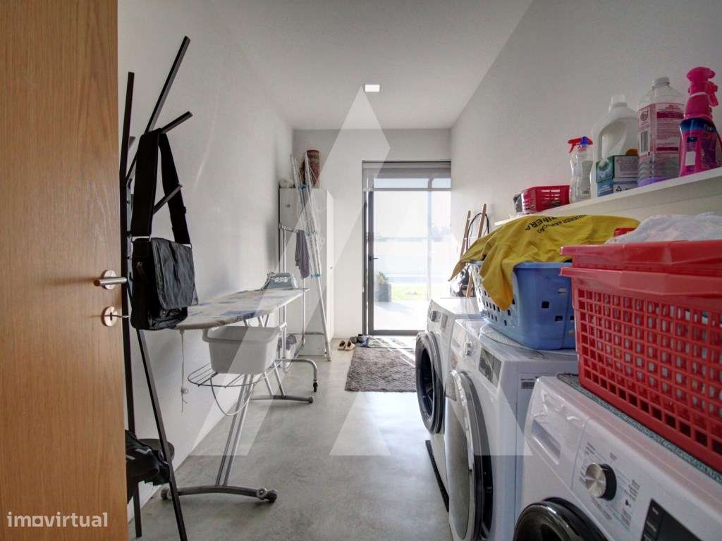 Moradia T4 de Luxo em Oliveira do Bairro-36