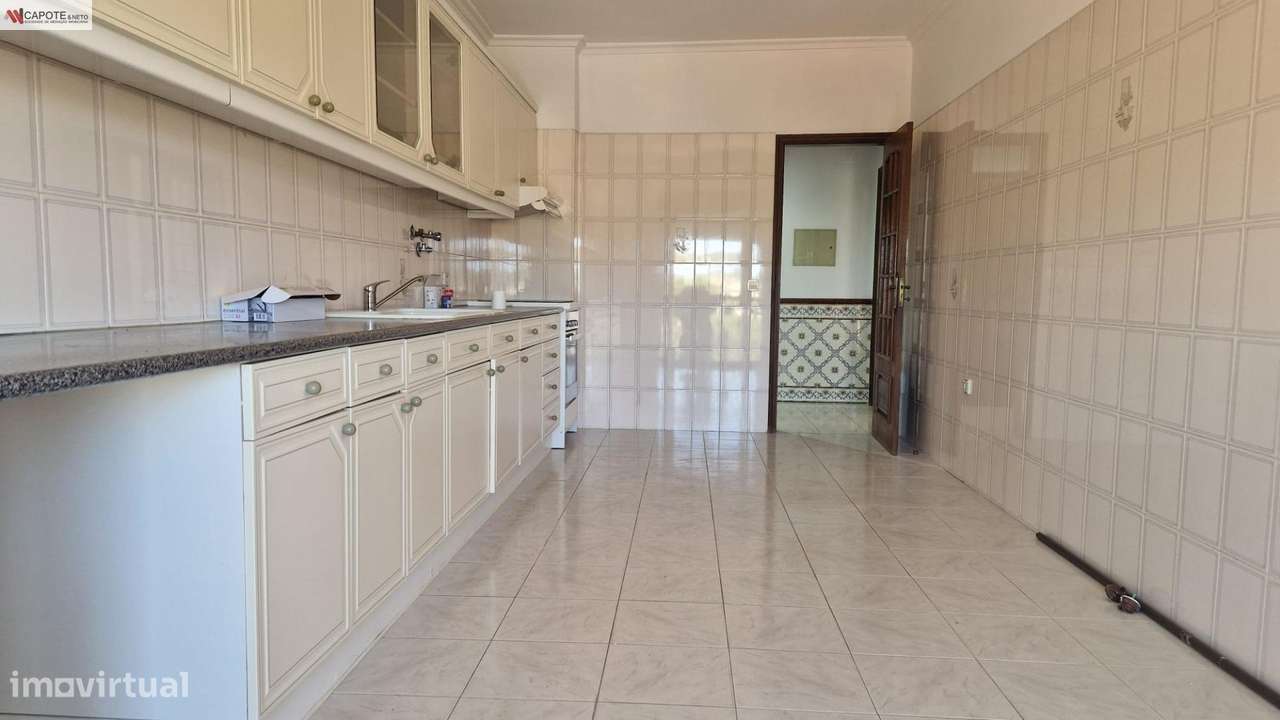 T2 - Aranguês - Hospital - Com Parqueamento - Vista Desafogada - Grande imagem: 4/23