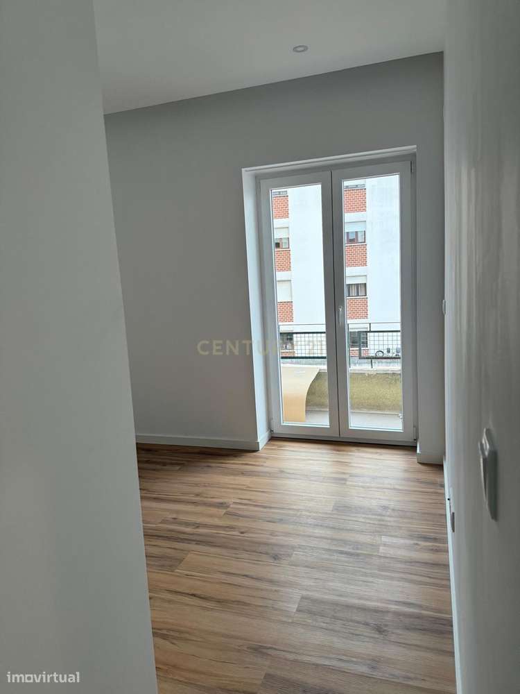 T3 requalificado no coração de Torres Vedras.-10