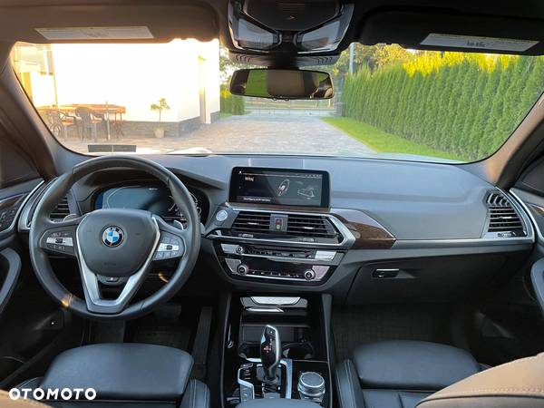 BMW X3 xDrive30e - 11