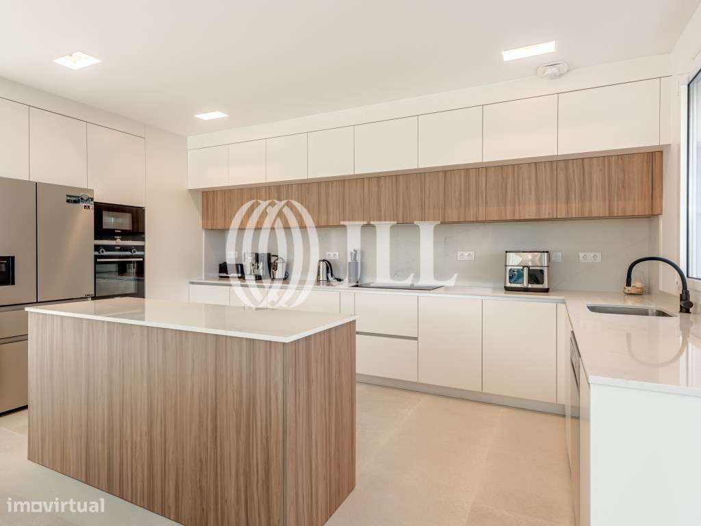 Moradia T4+2 com piscina e garagem, em Alvor, Algarve - Grande imagem: 5/28