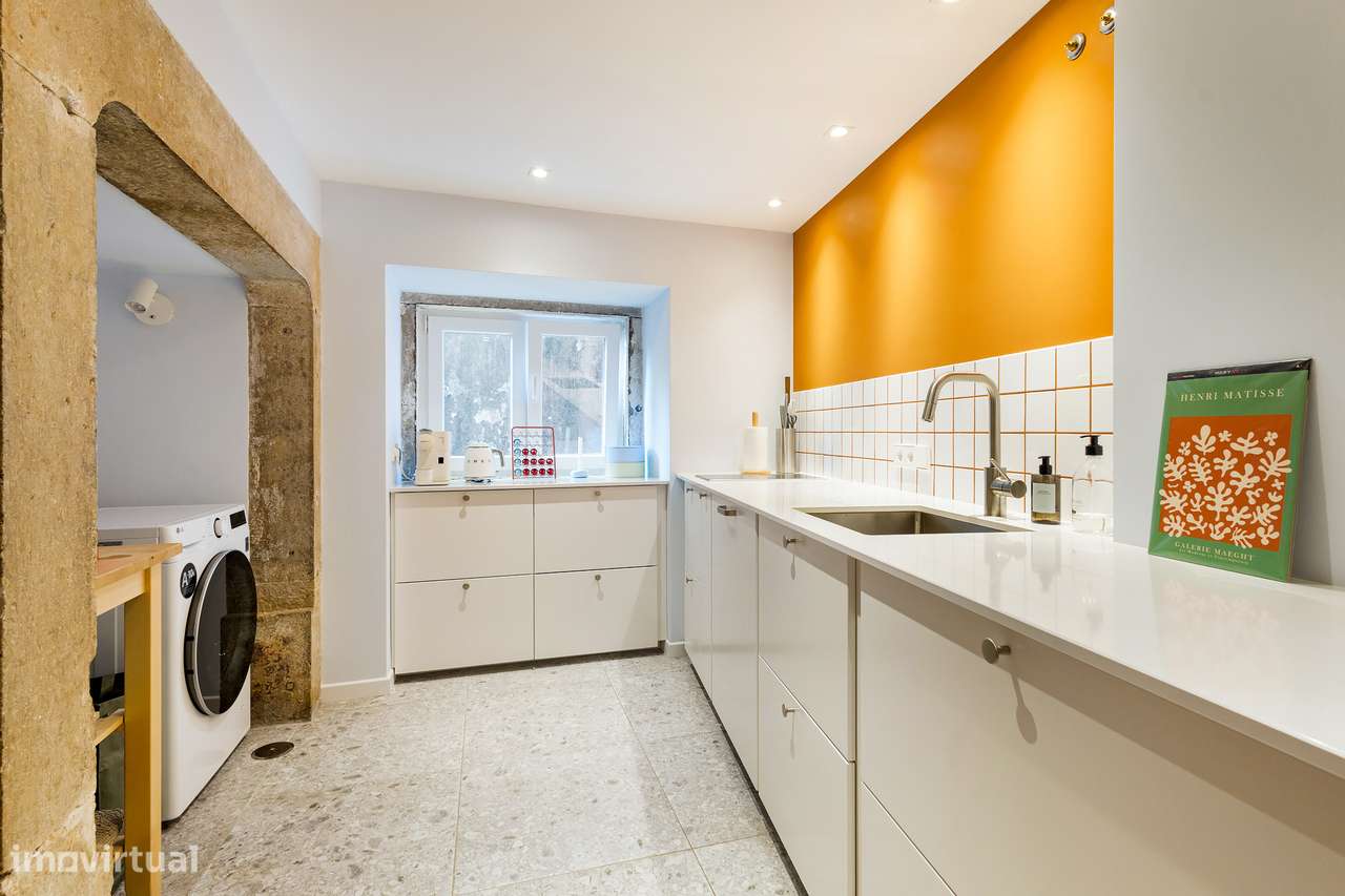 T1+1 renovado na Graça | Cozinha equipada | Pronto a habitar-16