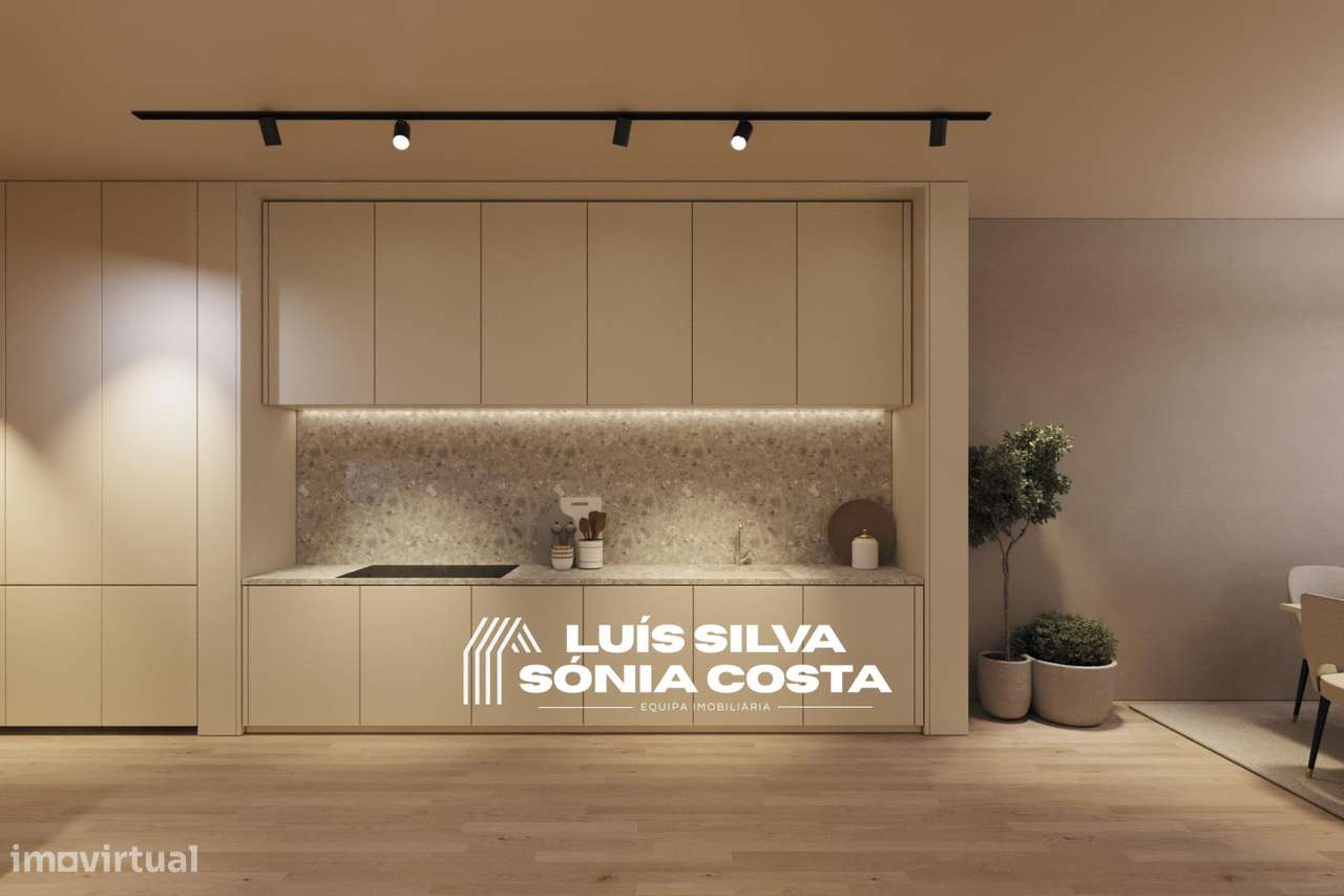 Imóvel com Projeto de Transformação p/ Apartamento T2 – São...-13