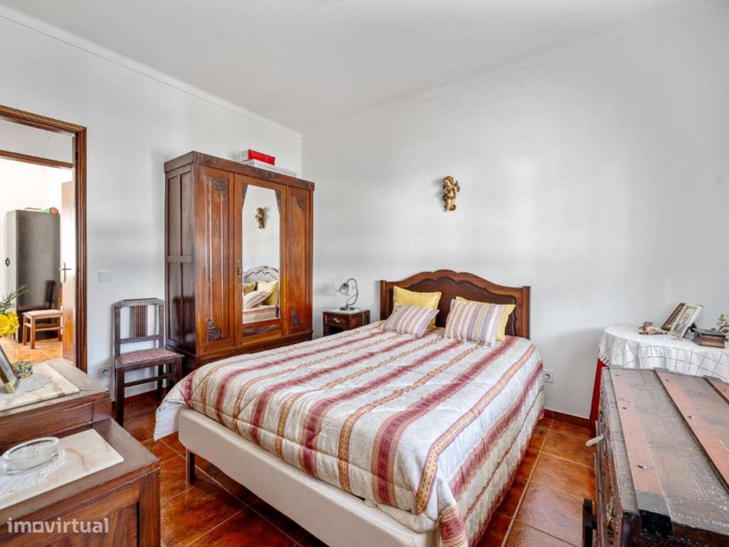 SESIMBRA - ALTO DAS VINHAS - MORADIA ISOLADA, SÓTÃO, ANEXO, PISCINA...-22