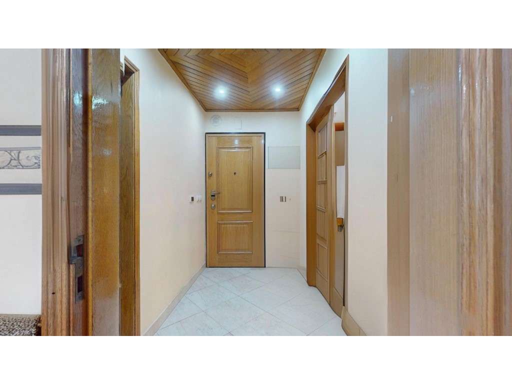 Apartamento T2 - Garagem Box e Arrecadação - Grande imagem: 4/17