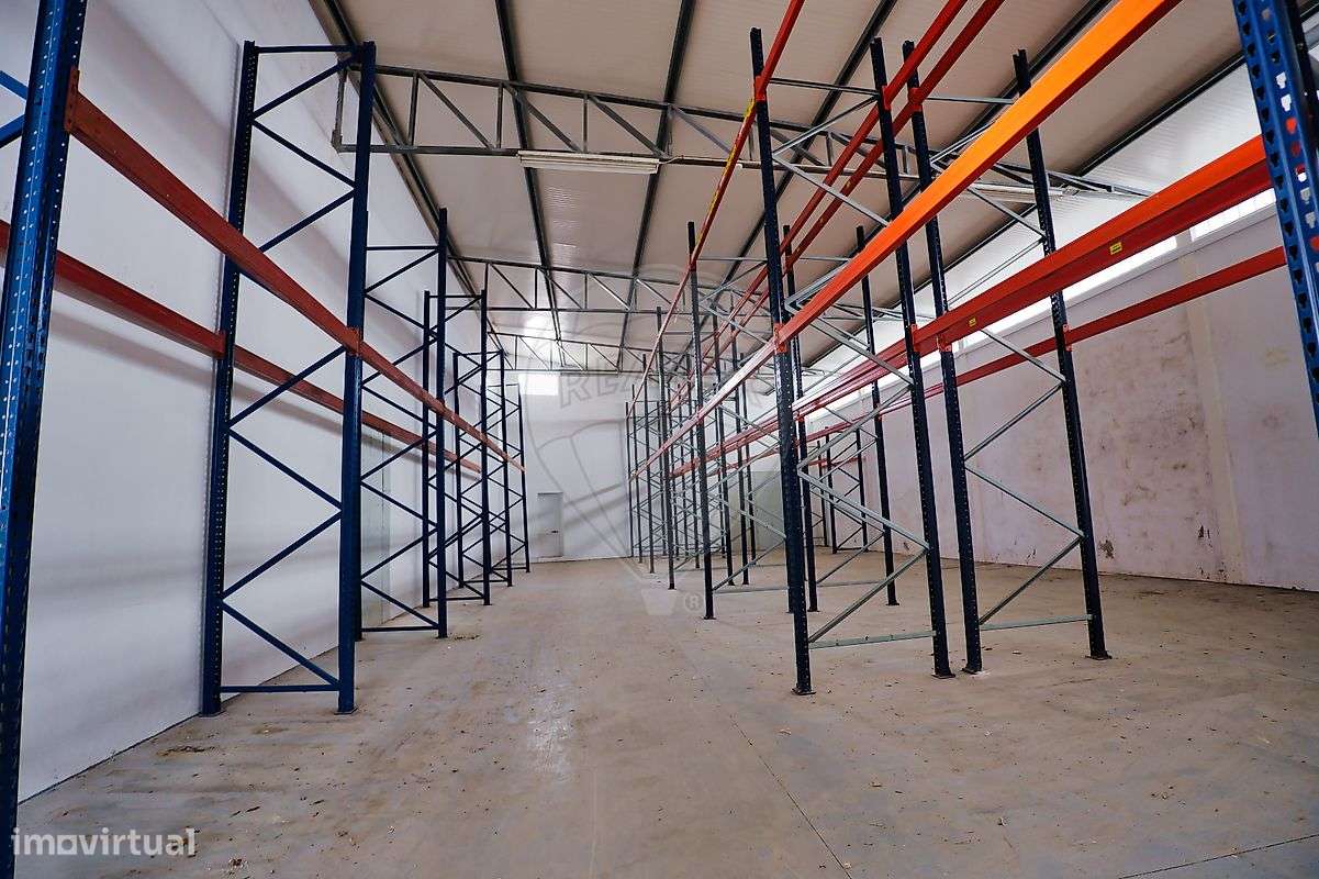 Armazém  para arrendamento - Grande imagem: 3/10