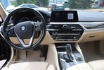 BMW Seria 5 530d xDrive Touring Aut. - 17