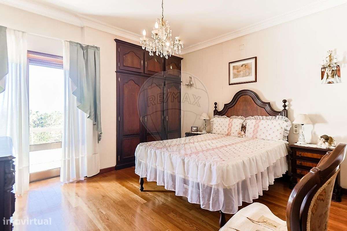 Moradia T5 para venda-34