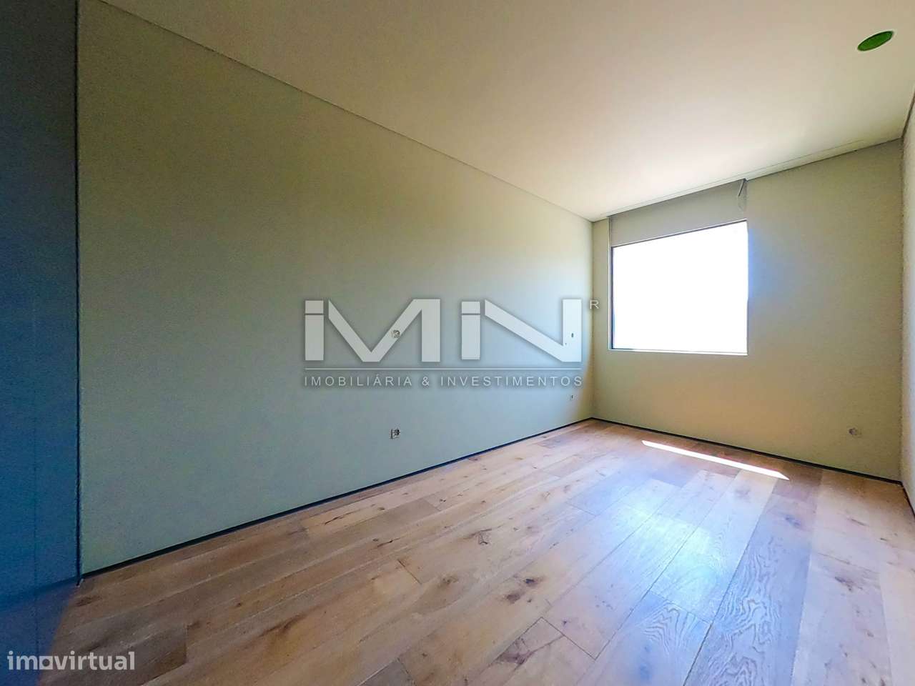 Moradia V4 -c/ piscina - 5 km do Porto-35