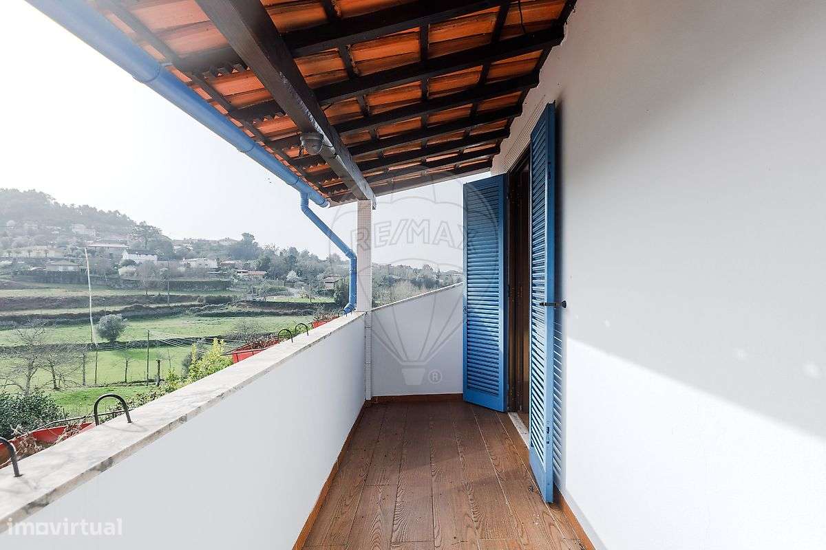 Moradia T8 para venda-36