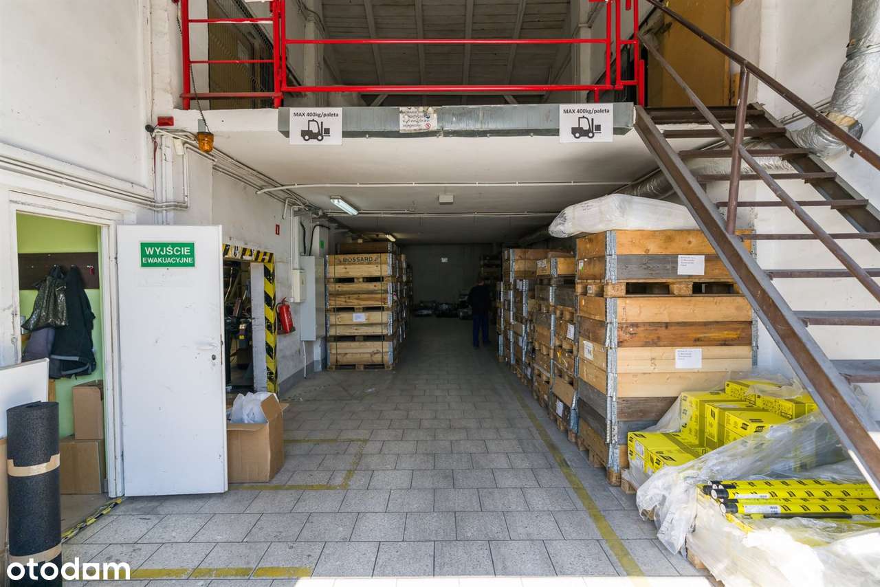 Obiekt produkcyjno - magazynowy z zapleczem.-11