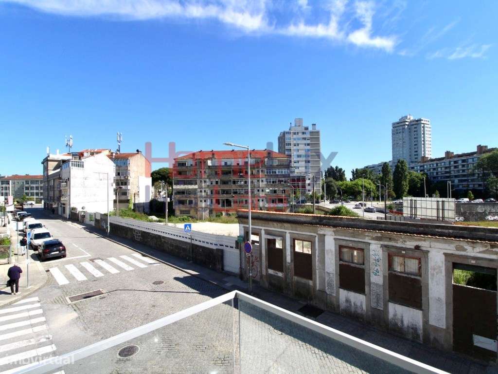 Moradia Exclusiva com Jardim na Boavista-23