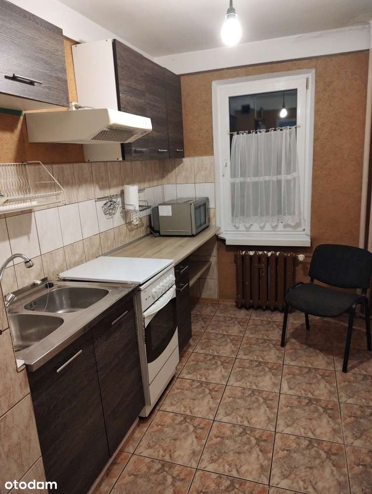 2 pokoje | 47 m² | 1 piętro | balkon – další