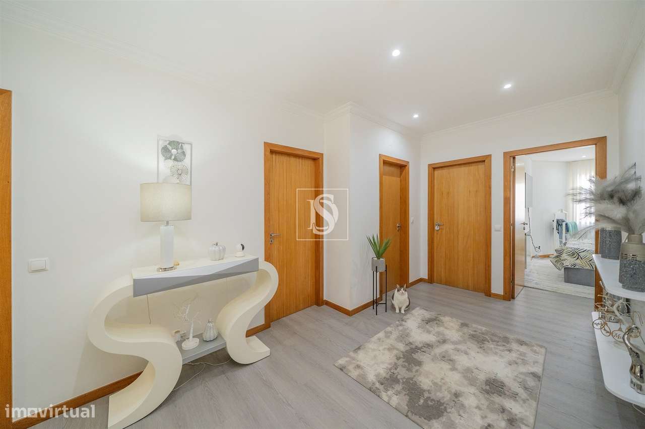 T2+1, Remodelado, com Garagem Fechada, a 1,2 km da Praia — Vila do Con-21