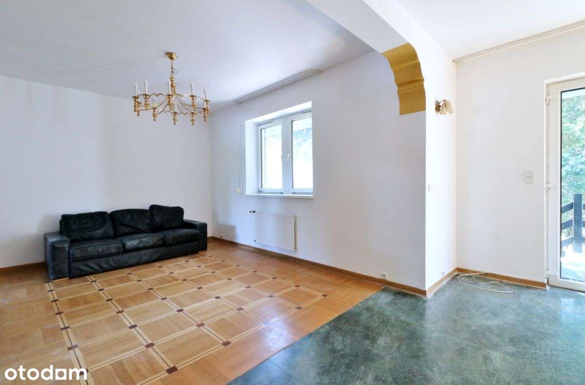 Segment 398 m²- netto Zacisze- 3 miejsca postojowe – pohled 3