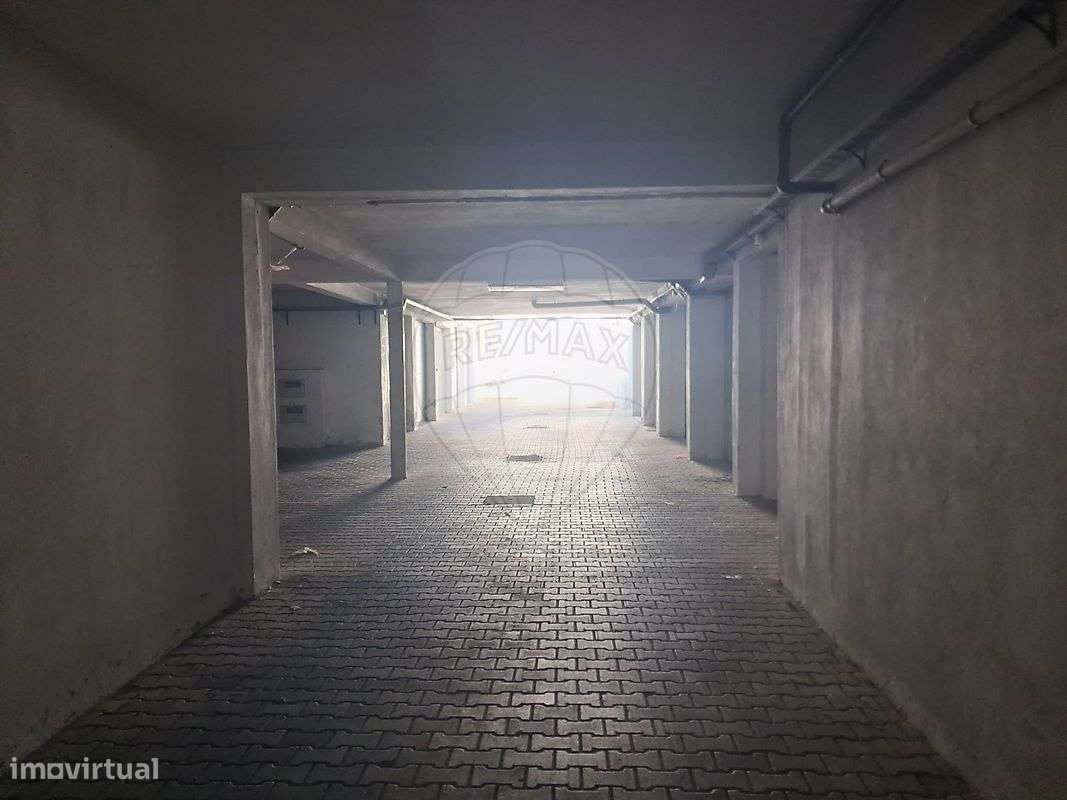 Garagem  para venda - Grande imagem: 2/8