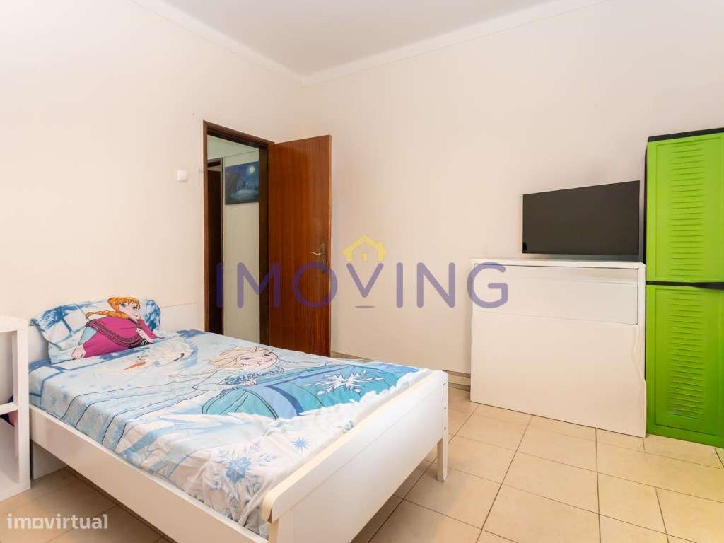 Apartamento T2 para venda no Barreiro-6