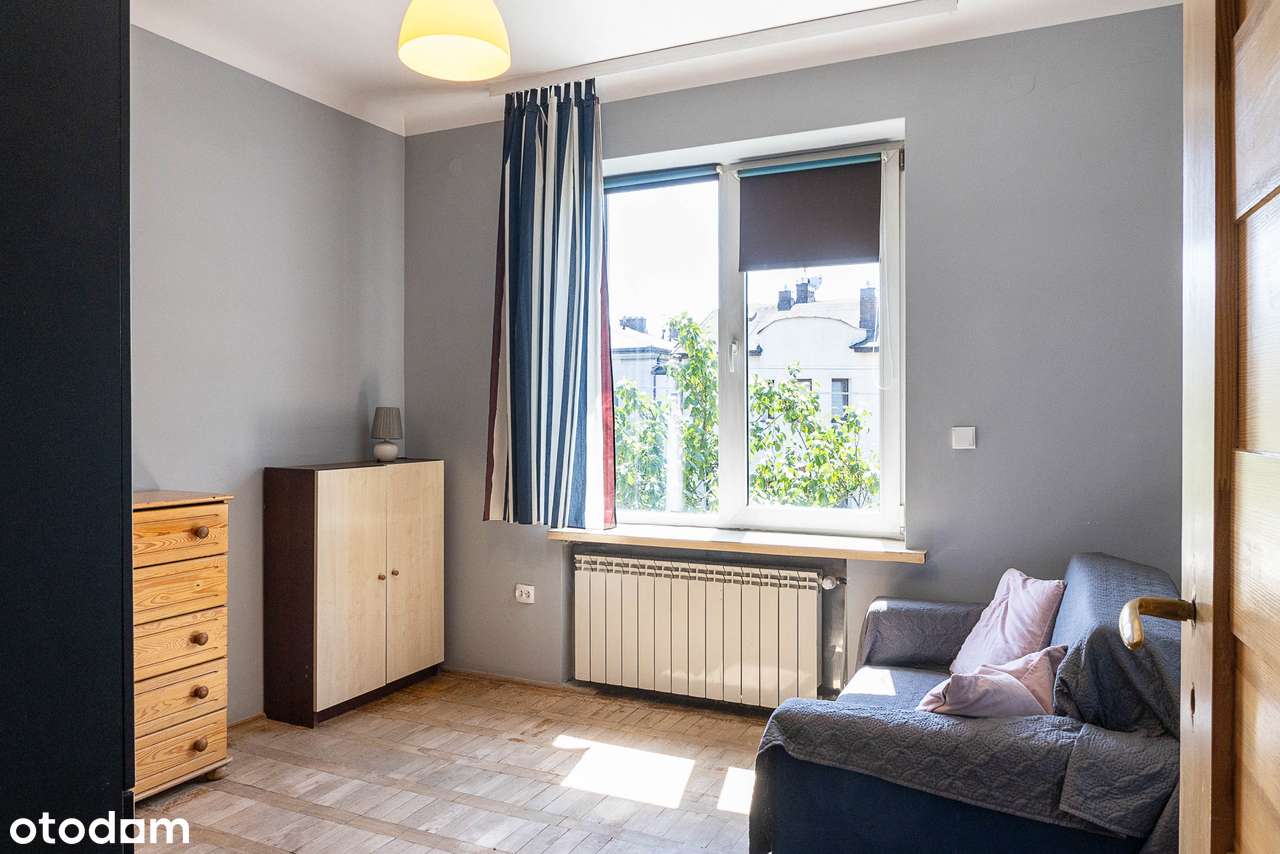 Dom w Piastowie 850 metrów od stacji PKP - trzy miejsca postojowe.-11