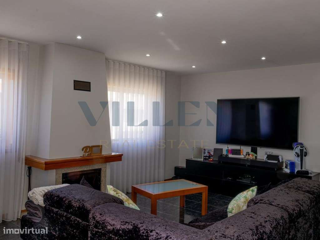 Apartamento T2 com Sótão e Garagem Fechada em Vila do Conde-6