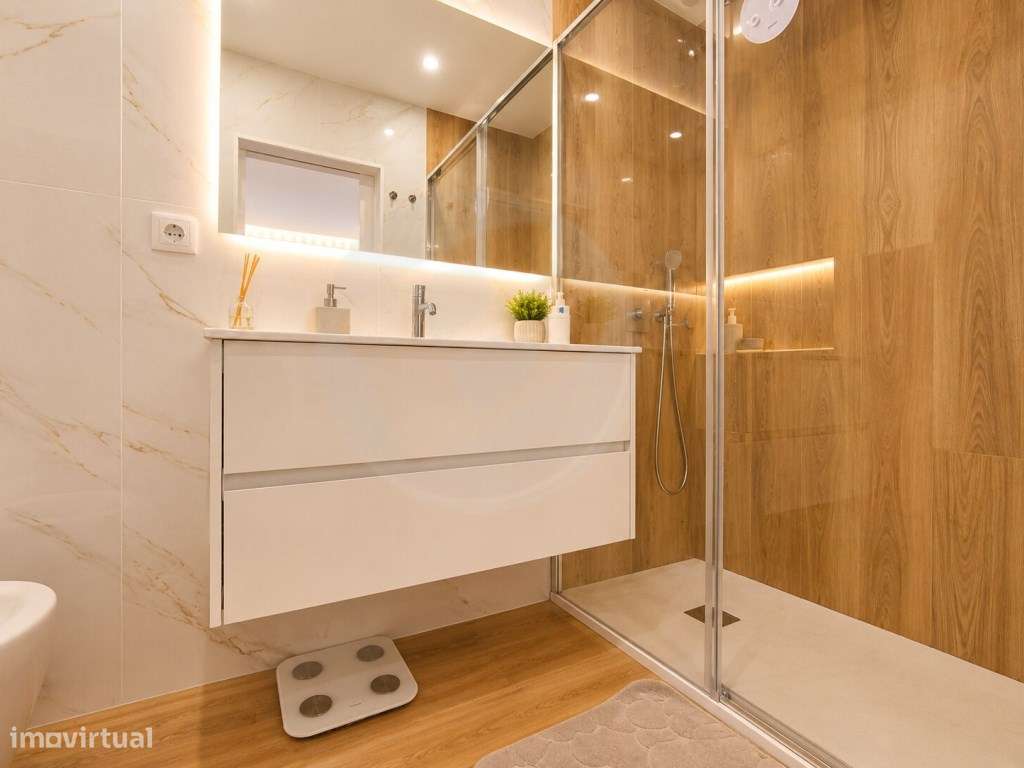 Apartamento T4 com Terraço na Póvoa de Varzim-10