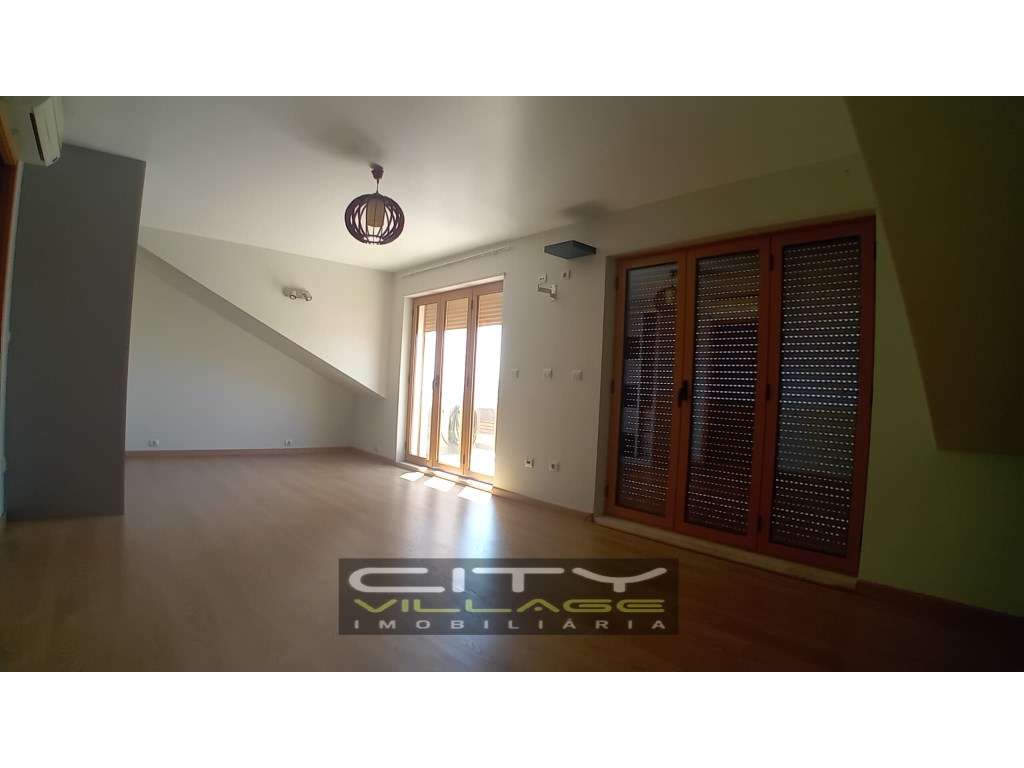 Moradia Zona Montijo-31