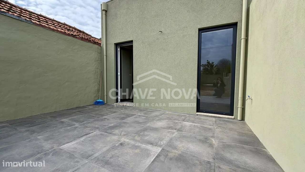 Moradia Renovada V2+1 em São Felix da Marinha - Grande imagem: 5/28