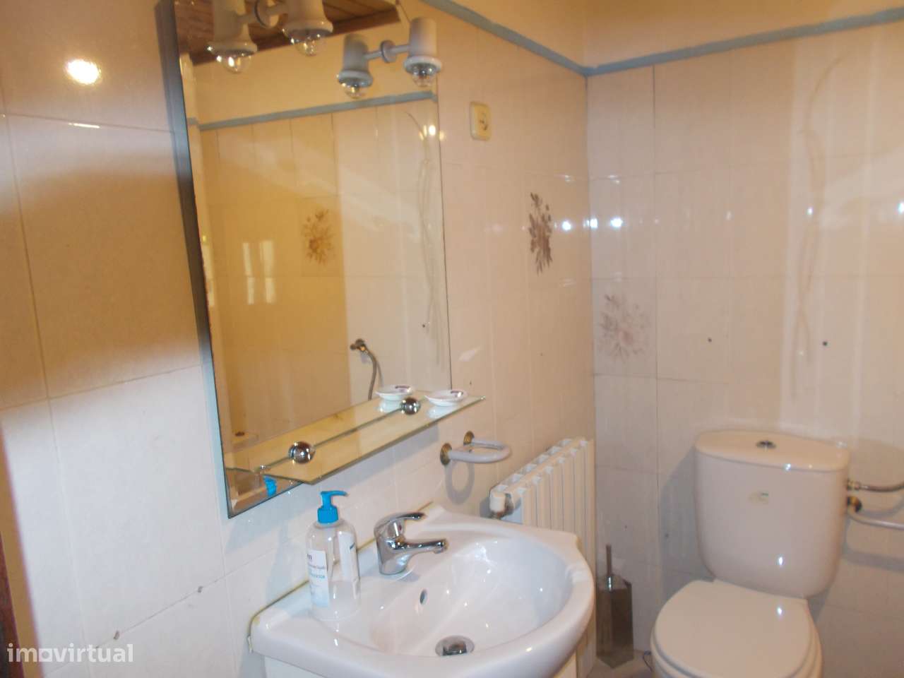 Casa e Garagem Oportunidade 15 minutos de Chaves-6