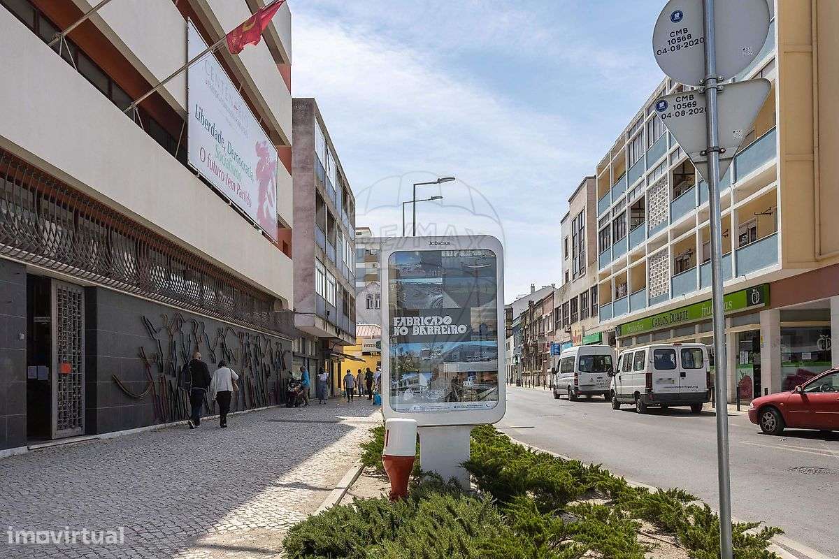 Loja  para arrendamento - Grande imagem: 4/37