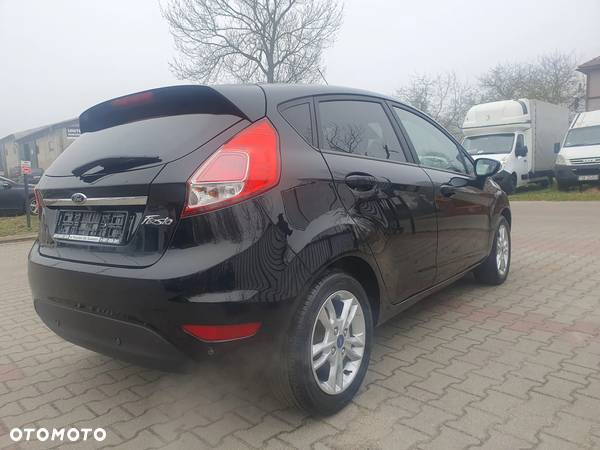 Ford Fiesta 1.0 Champions Edition - 3