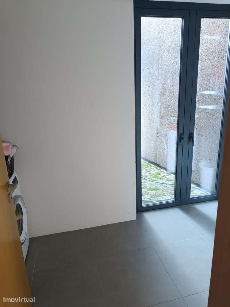 MORADIA DE LUXO ÚNICA – 20.000m² DE TERRENO | VISTAS PANORÂMICAS-19