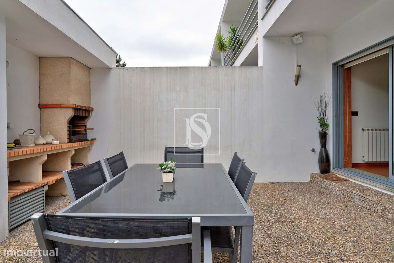 Moradia T3 com espaço exterior e garagem - Nogueira - Maia-10