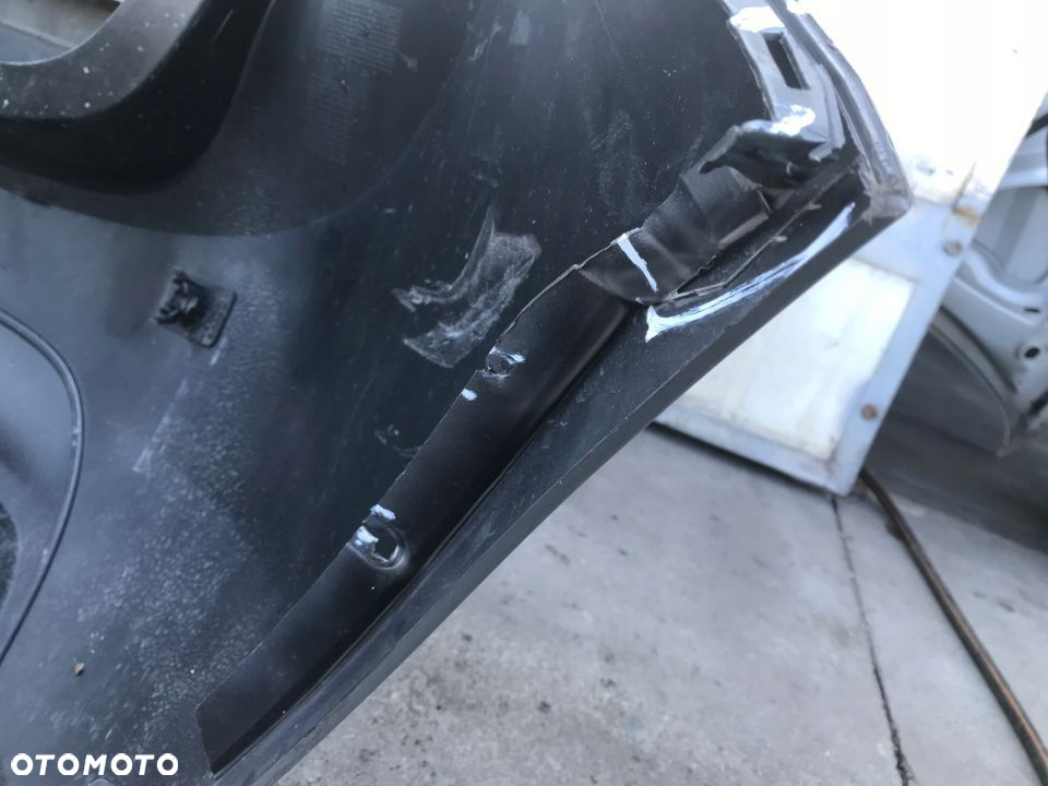 Zderzak tylny Opel Meriva B 10-17r 13267966 - 13