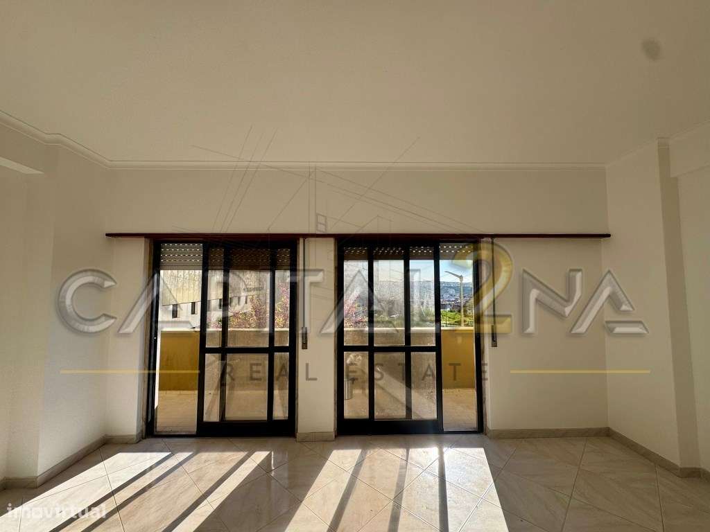 Apartamento T3 com Parqueamento - Arroja - Grande imagem: 4/23