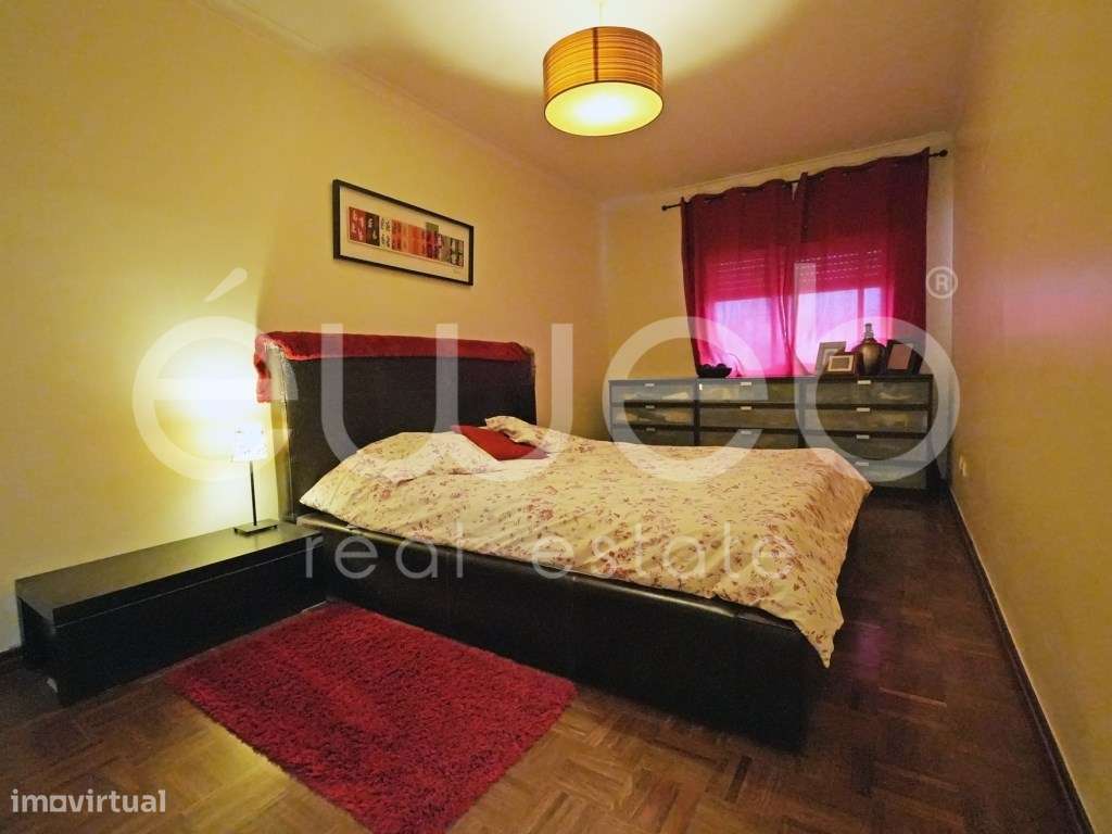 Apartamento T3 com varanda, Luísa Todi-23