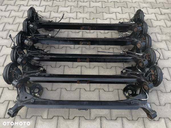 Tylna belka os honda jazz 02/08 bebny abs stan super bez rdzy oryginał Radom - 4