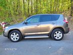 Toyota RAV4 2.0 VVT-i Premium - 9