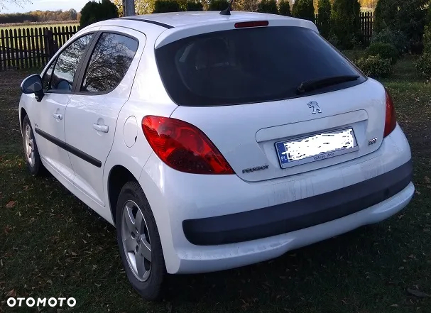 Peugeot 207 1.4 Presence - 3