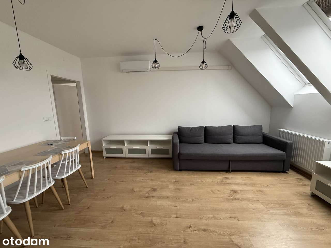 Atrakcyjne 3 pokojowe mieszkanie w Brwinowie, 1 km od PKP-3