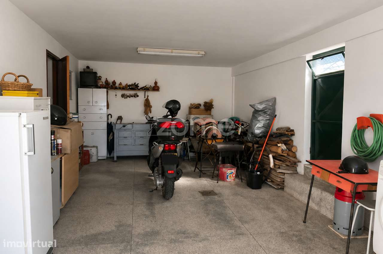 Moradia T1+2 com garagem e dois terrenos em Jorjais-6