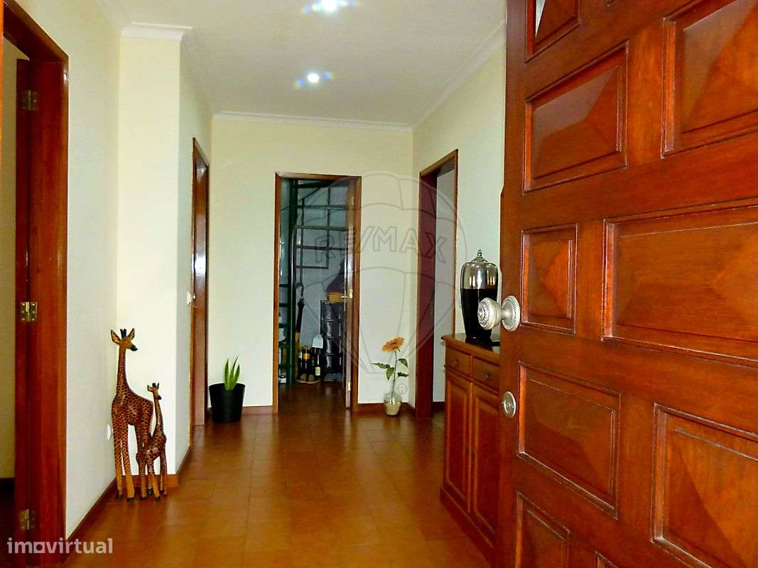 Moradia T2 para venda - Grande imagem: 2/28