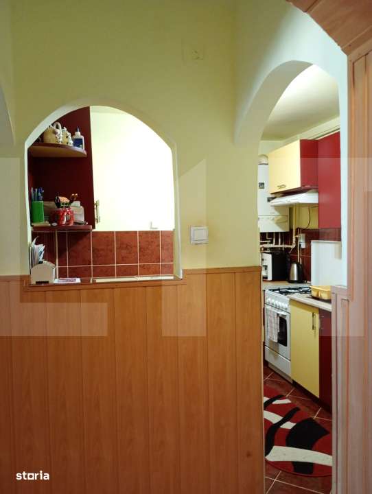 Apartament de vanzare, cu 3 camere, decomandat, 65 mp, cartierul Ciucu - Imagine principală: 4/6